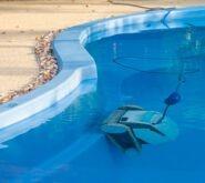 robot czyszczący basen